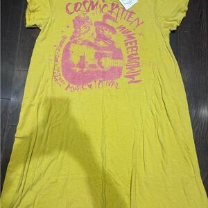 Magnolia Pearl Yellow Dress with Pink Graphic Gently worn with tags